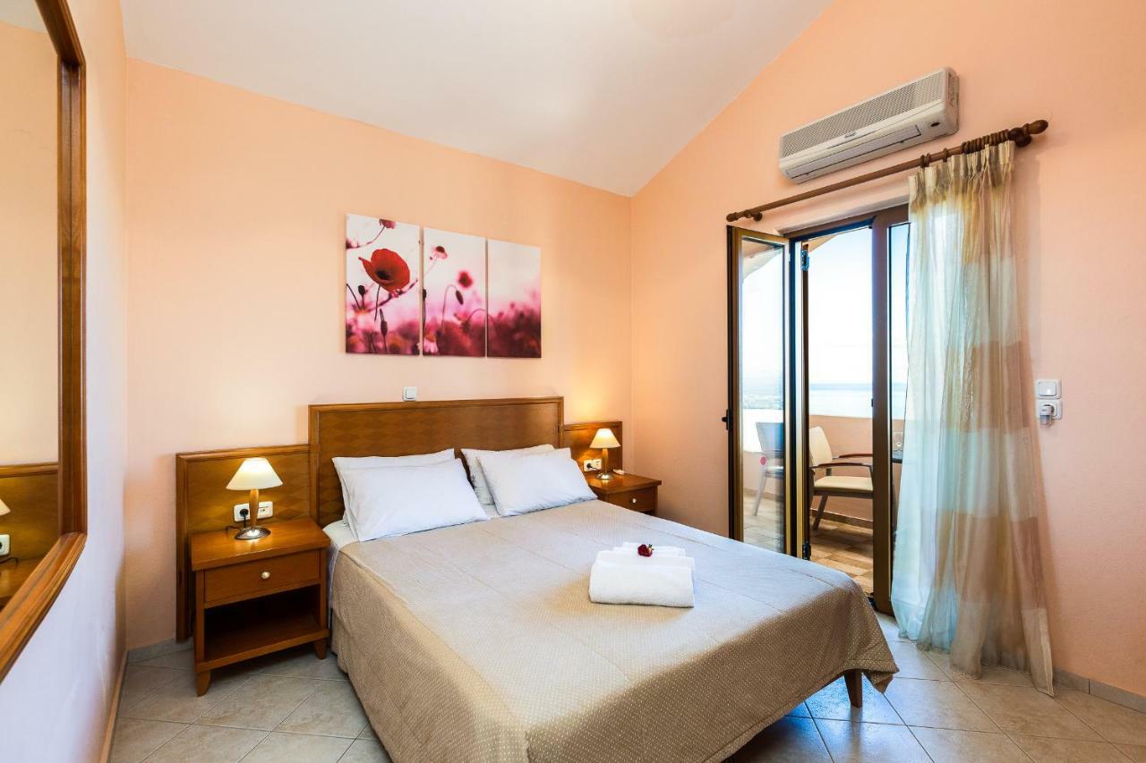 Maroulas Villas Ioanna & Stavros, Private Pools, Bbq & Seaview, By Thinkvilla エクステリア 写真